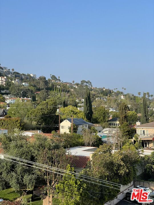 Building Photo - 4411 Los Feliz Blvd