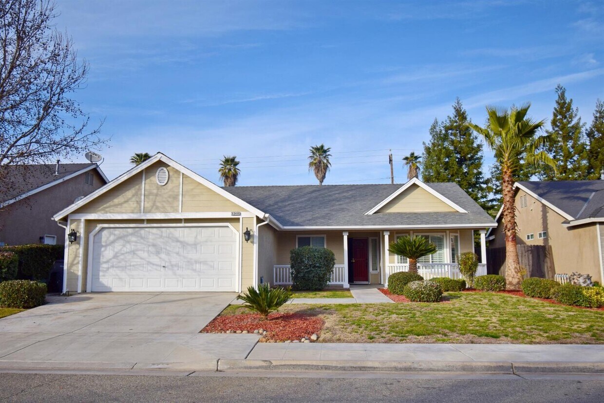 5348 W Millbrae Ave, Fresno, CA 93722 House for Rent in Fresno, CA