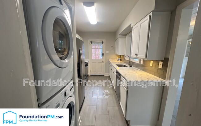 Foto del edificio - 3568 Philwood Ave