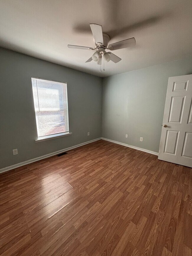 Building Photo - 3-Bedroom, 2-Bath Home on a Private 1-Acre Lot with 2-car garage  - Water Included