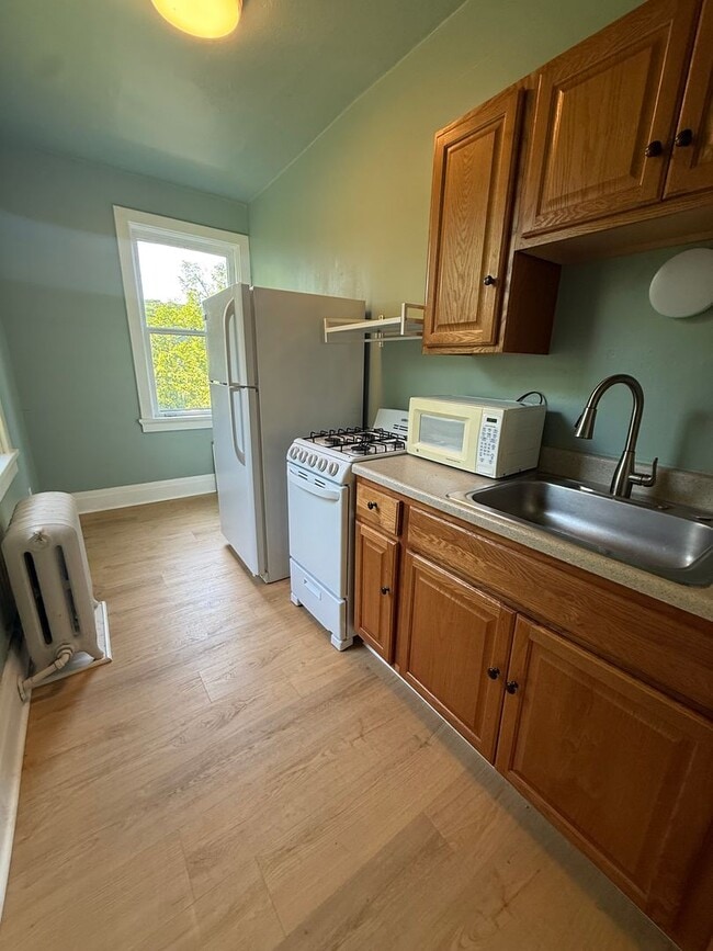 Photo - Hidden Gem-2 bedroom unit in Glenshaw/Shaler Apartment