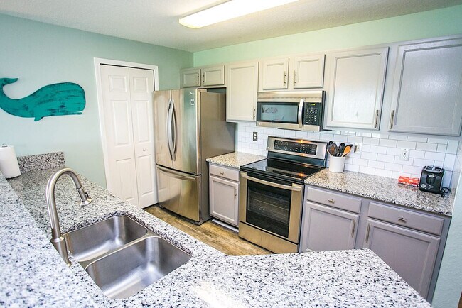 Building Photo - 120 Ocean Hibiscus Dr