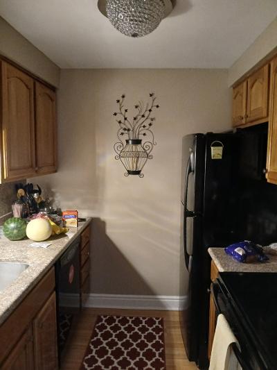 Foto del edificio - 215 Driftwood Rd