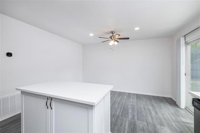 Building Photo - 628 Buffalo Bend