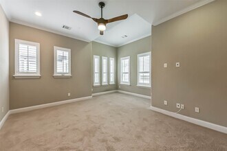 Building Photo - 6107 Stillman St