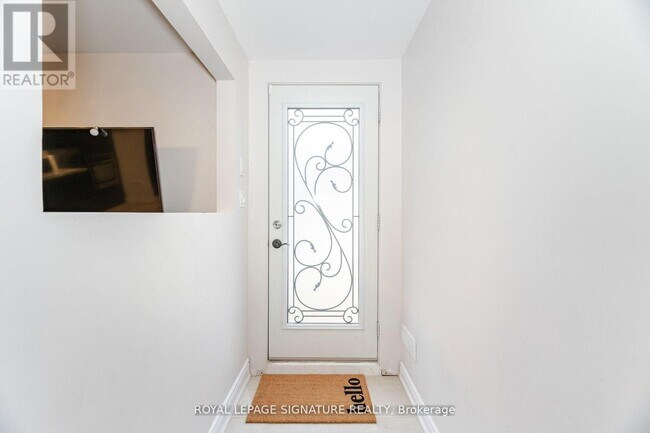 Building Photo - 481 Brisdale Dr