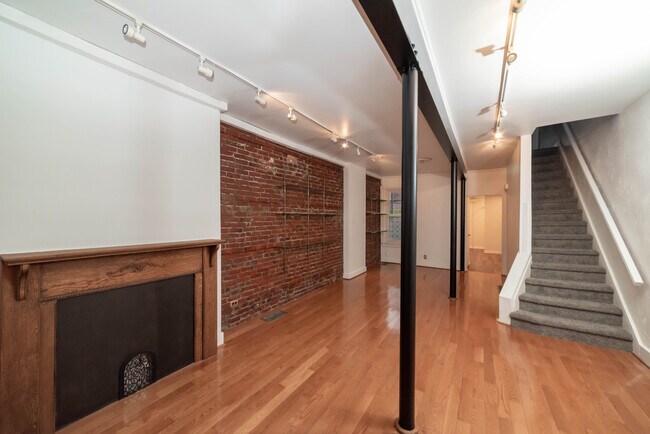 Foto del edificio - 1608 W 16th St