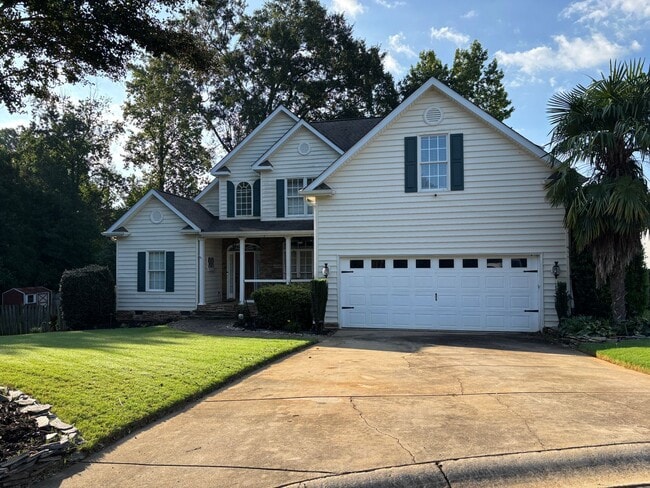 Building Photo - 522 Saint Helene Ct