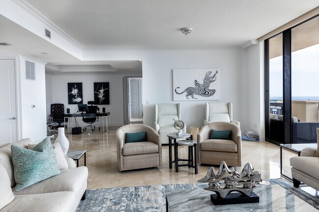 Foto del edificio - 701 S Olive Ave