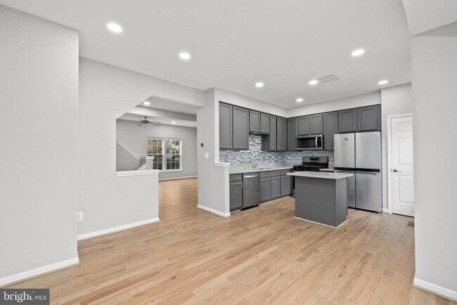 Building Photo - 14405 Hulfish Way