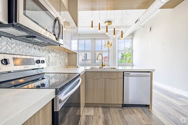 1 habitación, 1 baño - 794 pies cuadrados - Cocina - The Huffman at The Fire Blocks District