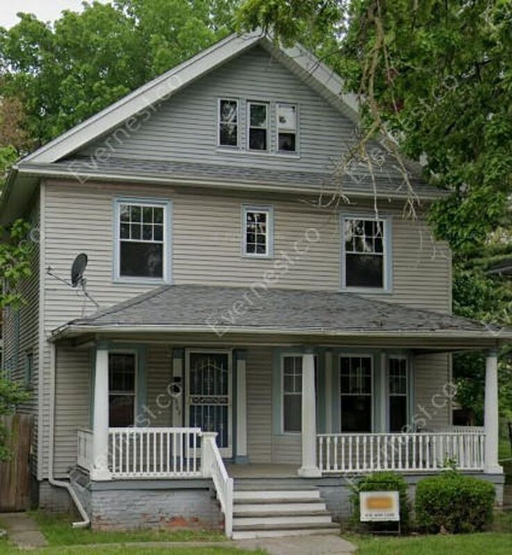 Primary Photo - 2343 Maplewood Ave