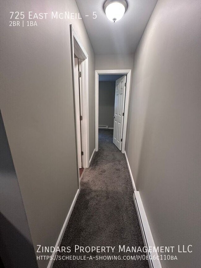 Foto del edificio - 725 East McNeil-5