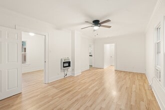 Building Photo - 4728 Avenue R 1/2