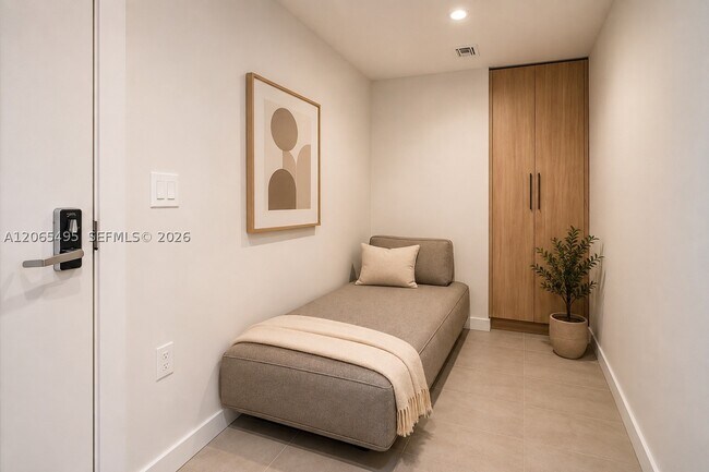 Foto del edificio - 121 NE 5th St