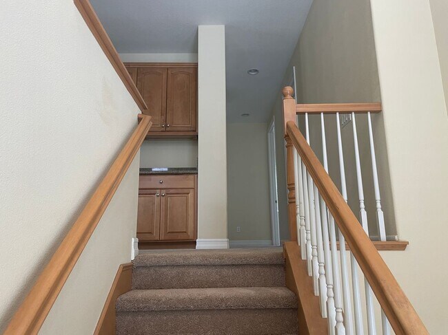 Foto del edificio - 2100 Canyon Cir