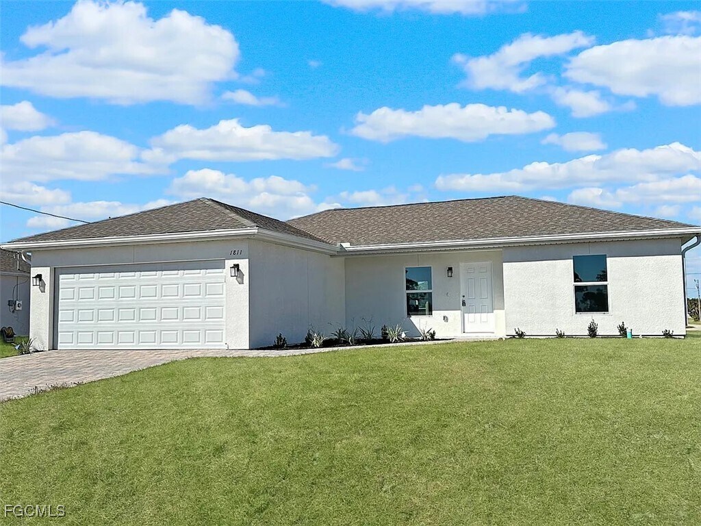 Foto principal - 4528 NW 34th Pl