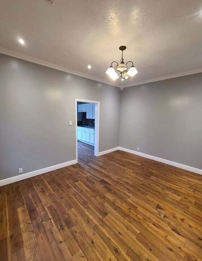 Building Photo - Beautiful apartment for rent!