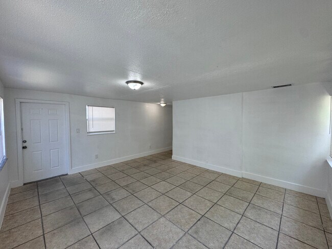 Foto del edificio - 1461 W Dania Beach Blvd