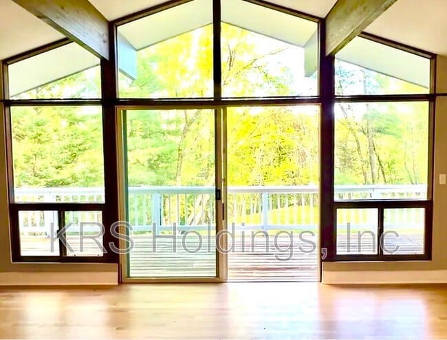 Photo - 404 Key W Dr House