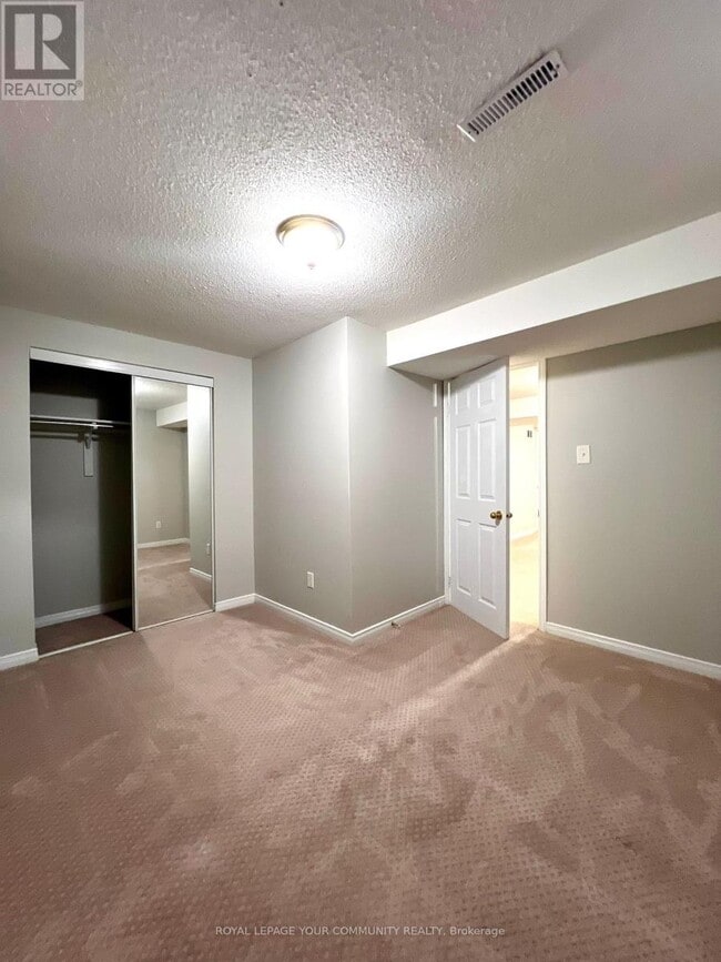 Building Photo - 65 Dakin Dr
