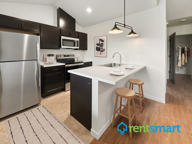 Foto del edificio - 2405 Arcadia Dr