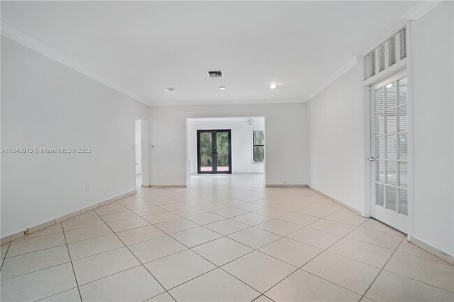 Foto del edificio - 8045 SW 62nd Ct