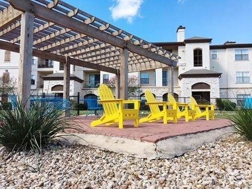 Building Photo - 3051 Tamarron Blvd