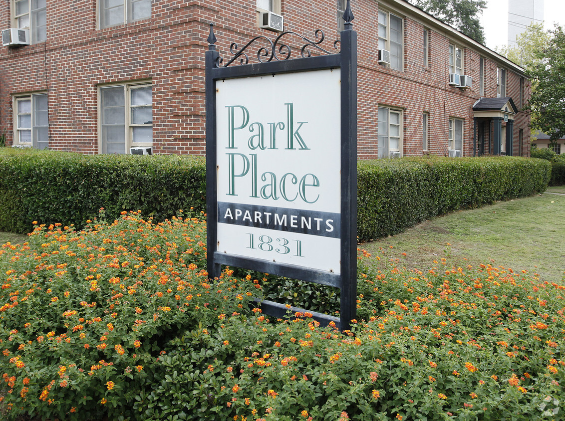 Building Photo - Park Place Apartments