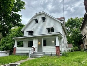 Building Photo - 1248 Pondview Ave