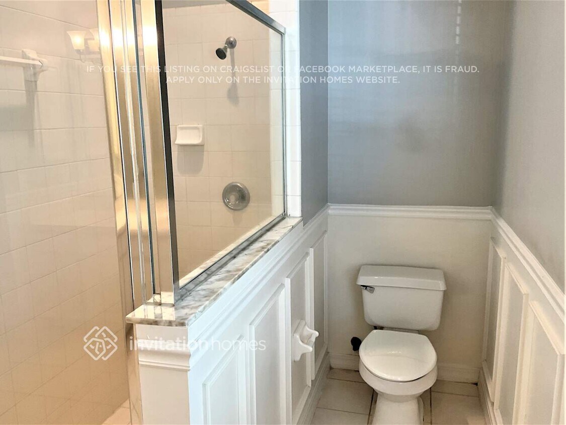 Foto del edificio - 4591 Misty Dawn Ct N