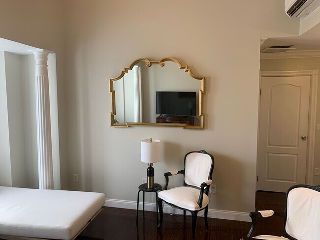 Foto del edificio - One Bedroom Loft at Kelly House Condominiums