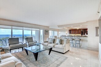 Building Photo - 4301 N Ocean Blvd
