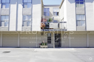 Building Photo - 2031 Sierra Rd