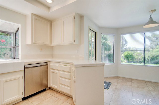 Building Photo - 24742 Via Del Oro
