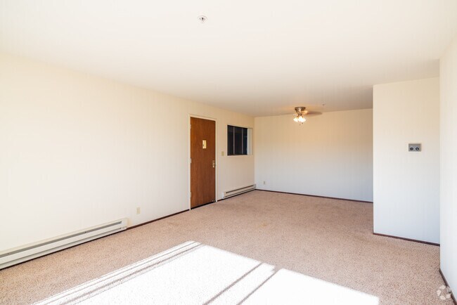 Living Romm - 20 Marcie Cir
