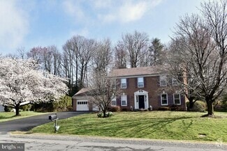 Building Photo - 11778 Hollyview Dr