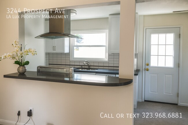 Foto del edificio - 3244 Prospect Ave