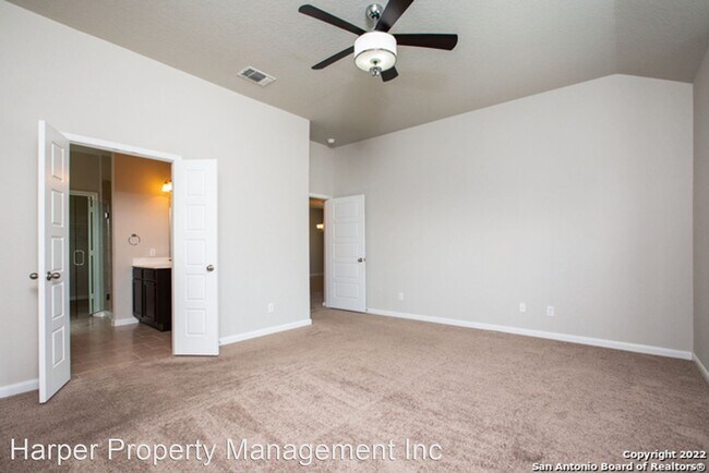 Foto del edificio - 4 br, 2.5 bath House - 15136 Pandion Dr