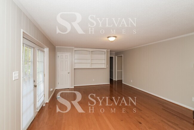 Foto del edificio - Everything you have been dreaming of is here. Lease today!