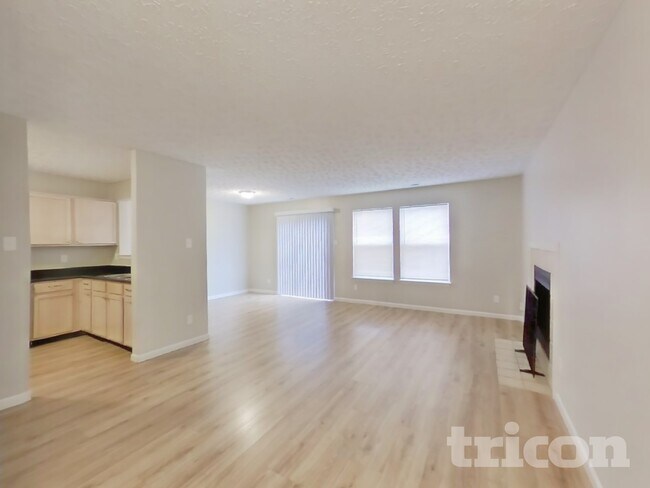 Foto del edificio - 6750 Pembridge Way