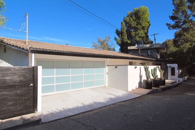 Foto del edificio - 7353 Pyramid Pl