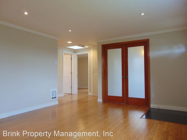 Building Photo - 3 br, 1 bath House - 458 Grandey Way NE
