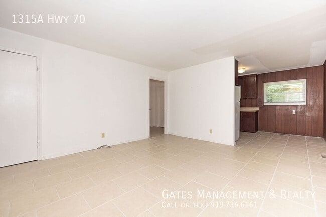 Building Photo - 1315 B US-70