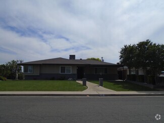 Building Photo - 409 Pilot Ave