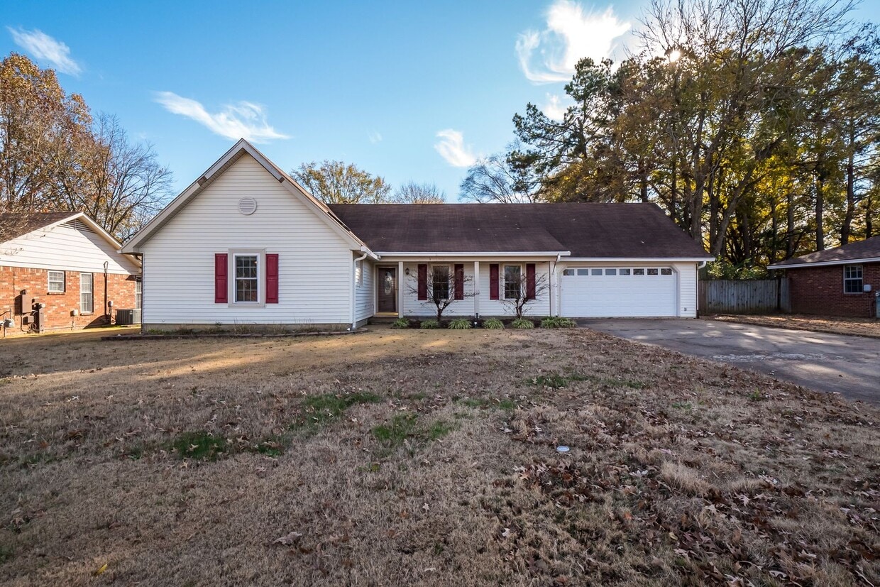 Primary Photo - Under Repair