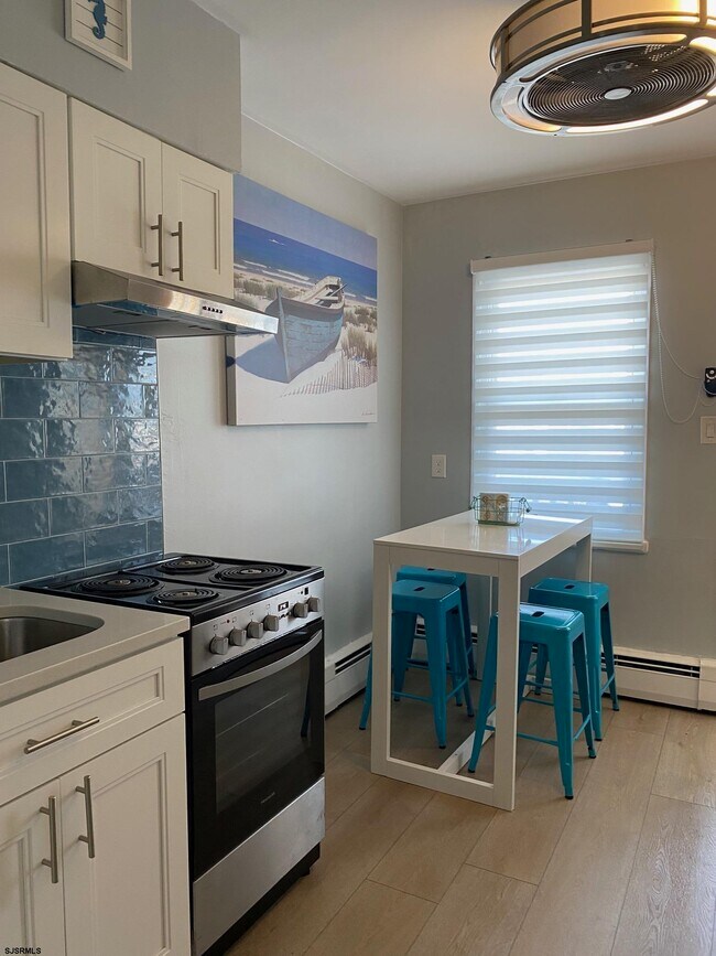 Foto del edificio - 9505 Ventnor Ave