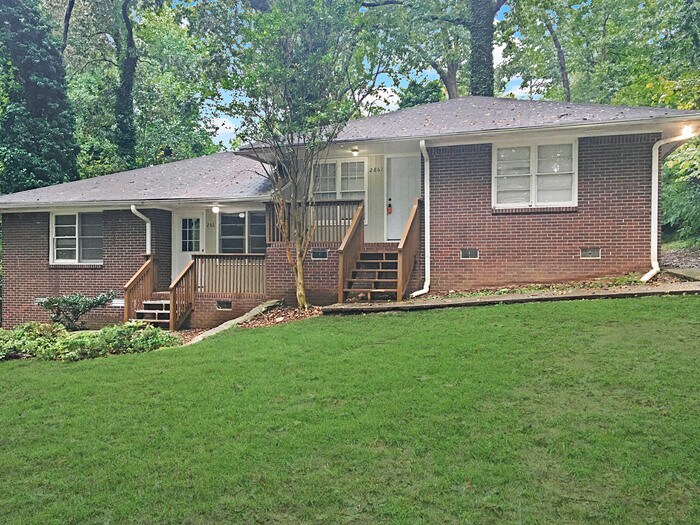 Foto principal - 2863 Eastwood Dr