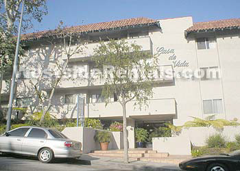 Primary Photo - 3230 Overland Ave