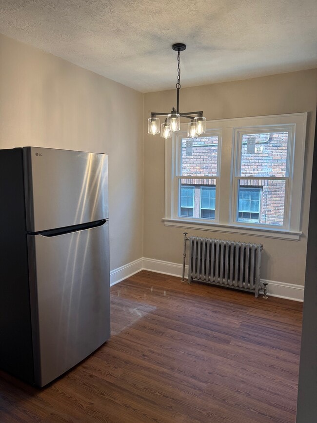 Kitchen Table Area - Helene Apartments